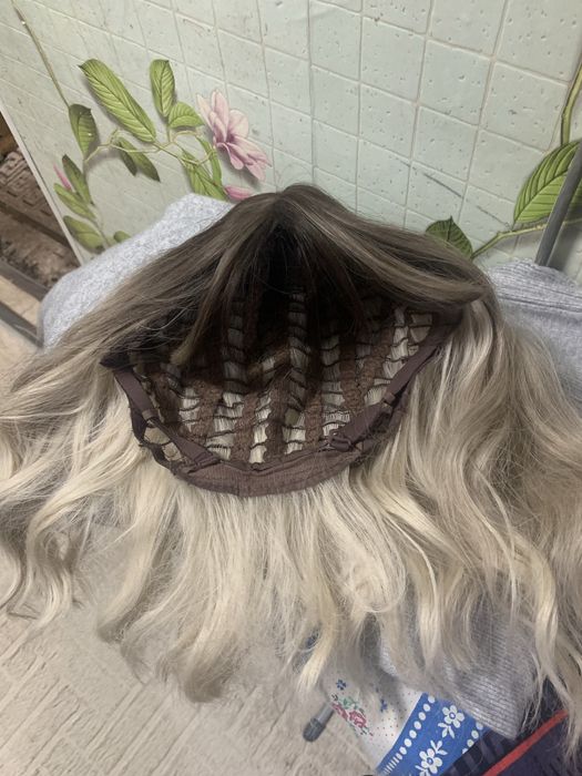 Продам парик карэ