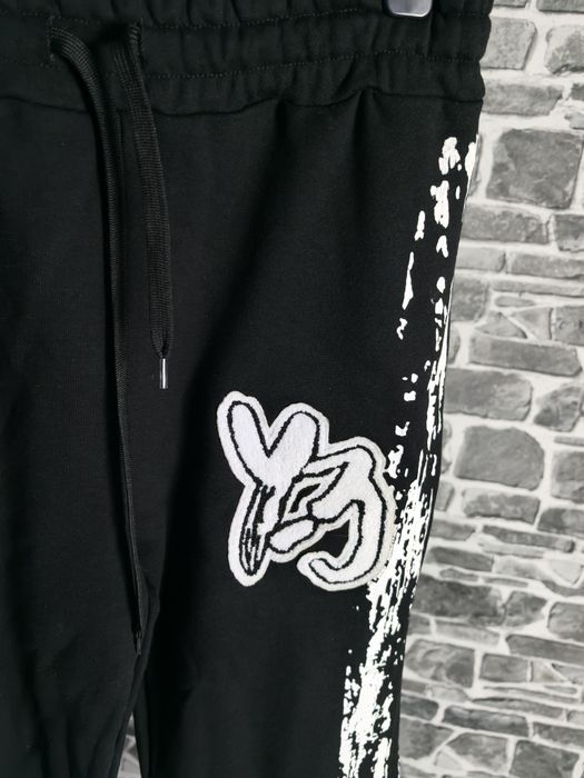 Yohji Yamamoto Y-3 екип