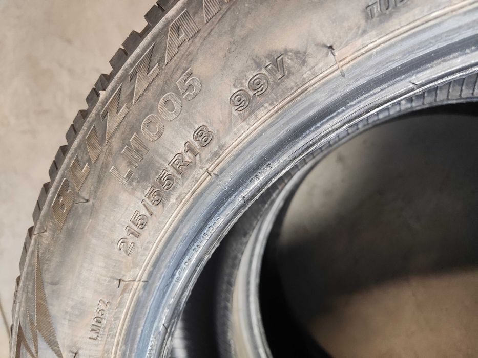2бр.зимни гуми 215/55/18 Bridgestone
