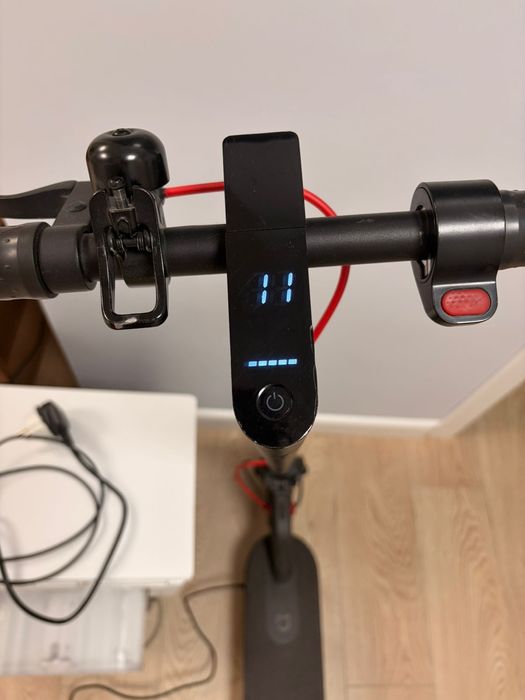 Электросамокат xiaomi m365pro