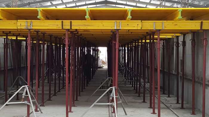 Popi Metalici de inchiriat