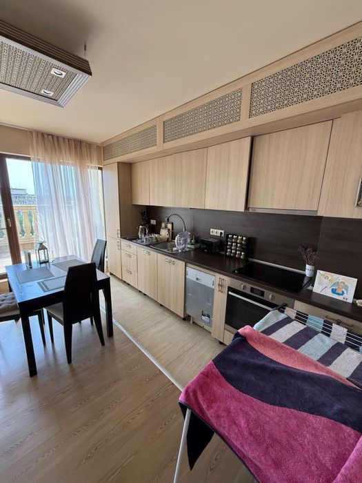 Продава се Тристаен апартамент в к.к. Златни пясъци - 75 кв.м за 2667 €/кв.м - Снимка #2