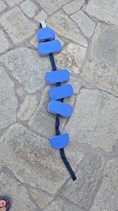 Колан за плуване и музикален килим