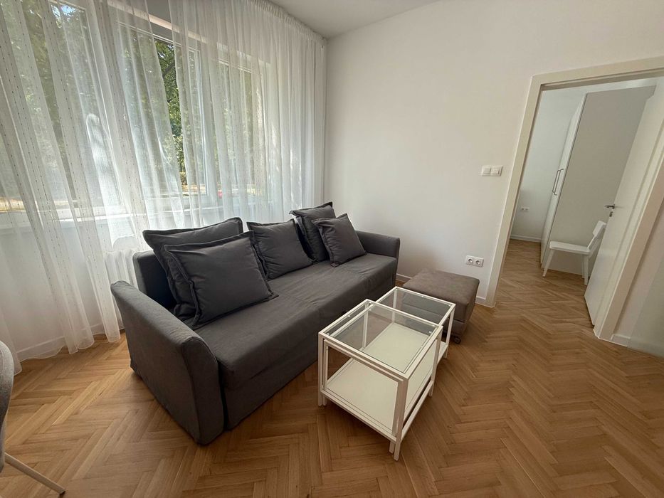 Дава се под наем Тристаен апартамент в София, 7-ми 11-ти километър - 85 кв.м за 950 € - Снимка #3