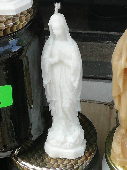 Ръчно изработени свеш Дева Мария, двустранна и много други.