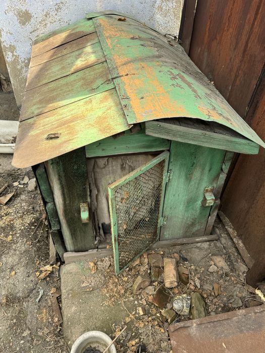 Продам быдку для собаки