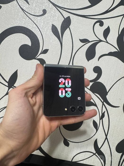 Samsung Z Flip 5