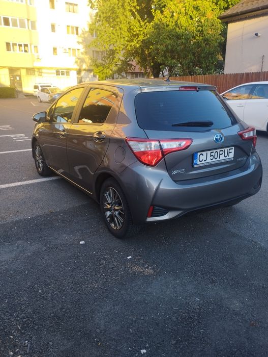 Vând Toyota Yaris