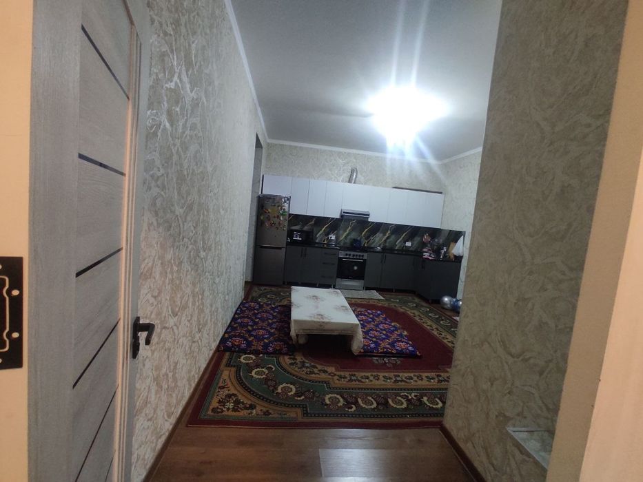 Уй сотилади 140.000$