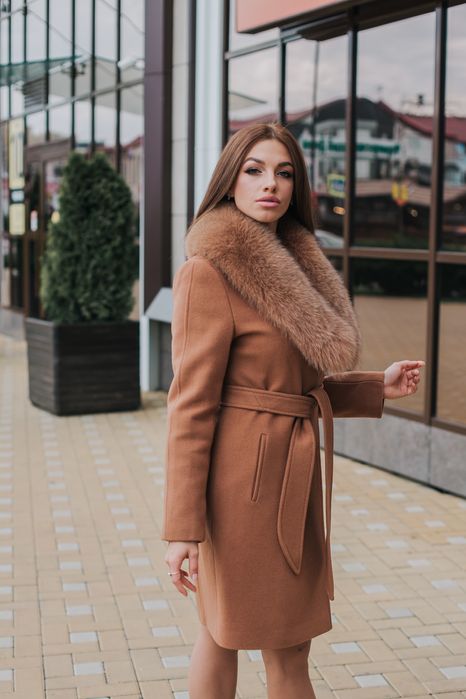 Продам пальто женское