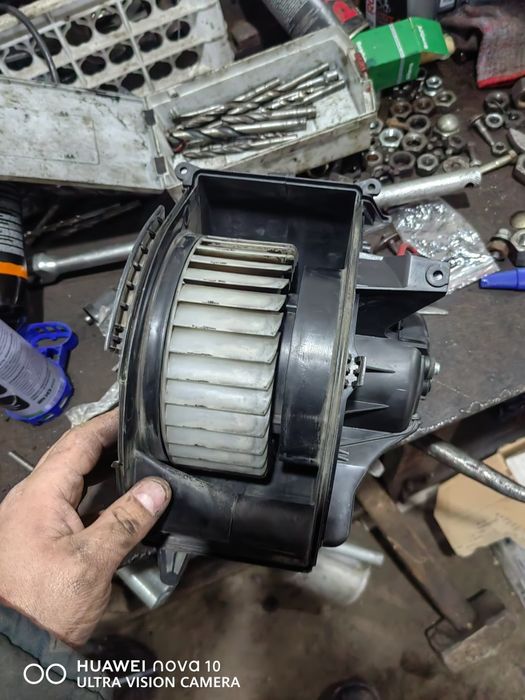 Моторчик печки Ауди а6с6