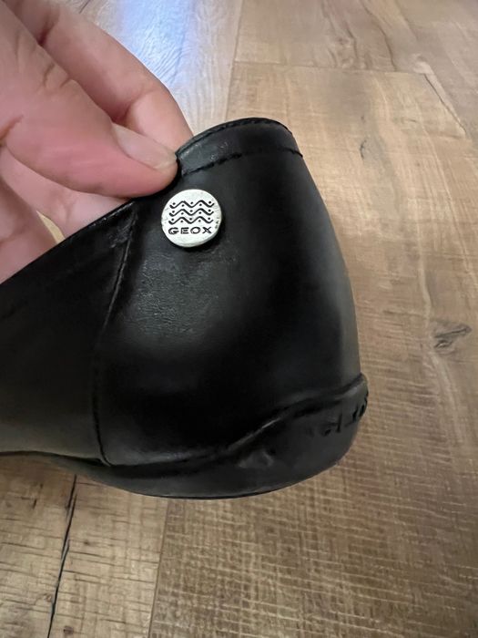 Geox пантофи 37н