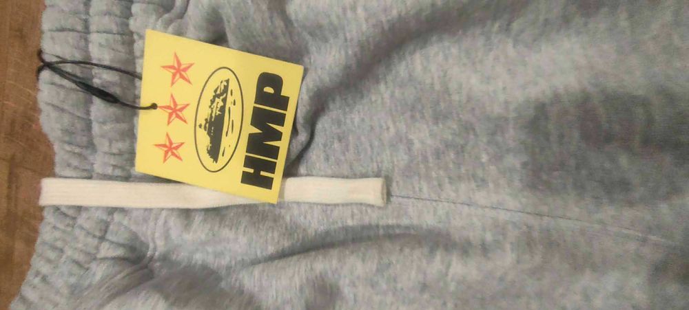 Комплект сиви долнище и блуза HMP