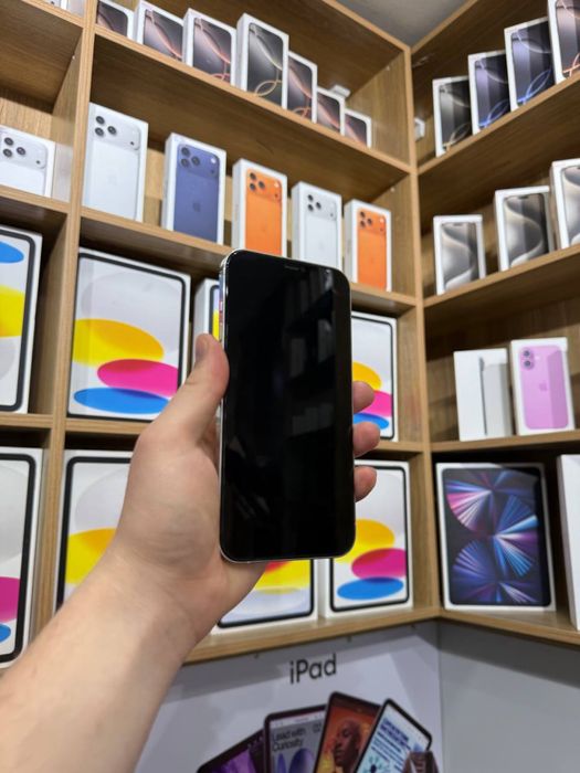 iphone 12 Pro max Gold rangi