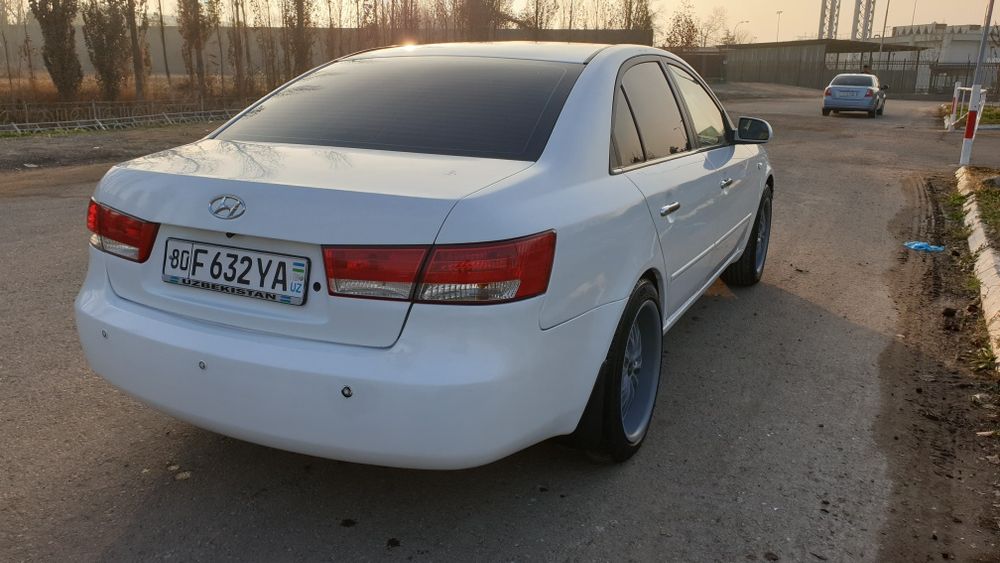 срочна продаю  Хундай соната нф