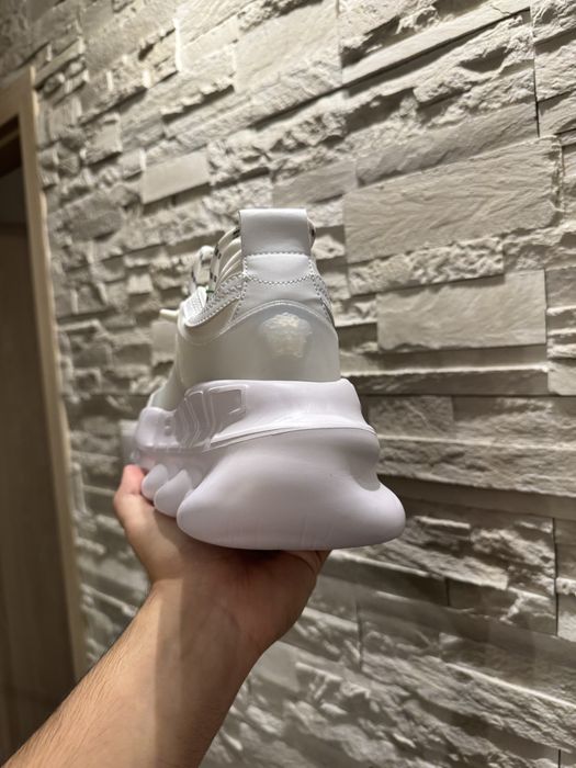 Adidasi Versace Chain Reaction white