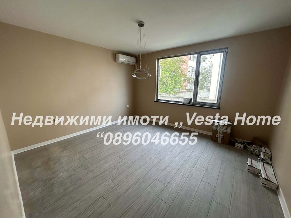 Продава се Тристаен апартамент в Казанлък - 100 кв.м за 918 €/кв.м - Снимка #3