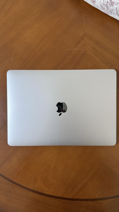 Macbook air 2019
