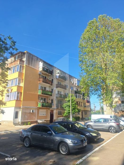 Apartament 2 camere de vanzare, 67 mp, decomandat, etaj 1, Logoj