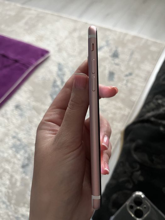 Продам Iphone 7. 32 Gb