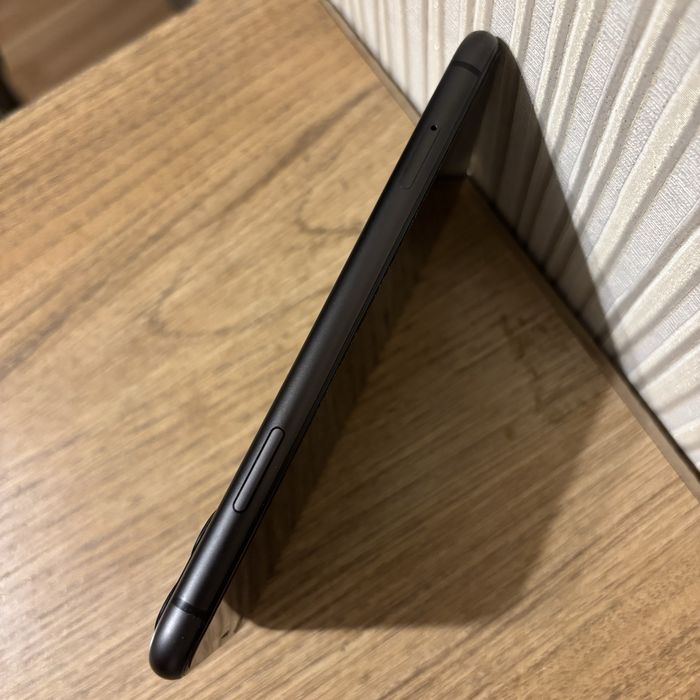 iPhone 11 128gb отличном сост
