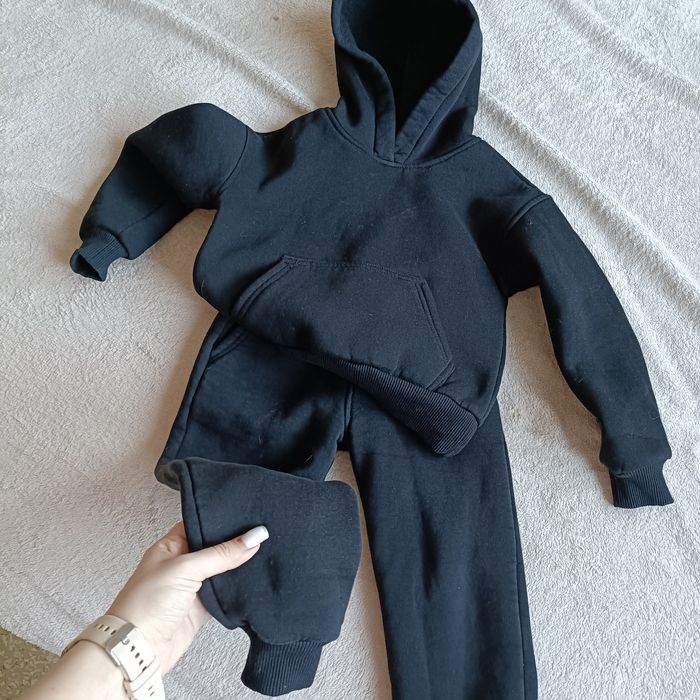 Продам одёжку в хорошем состоянии