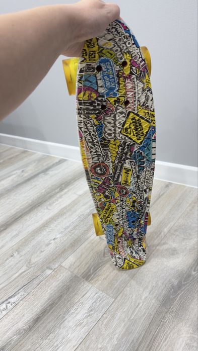 Скейтборд (светятся колеса)