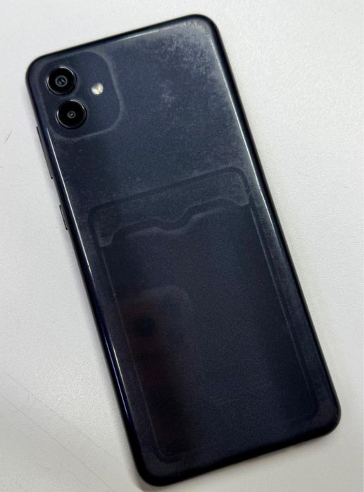 Продам  Samsung A04