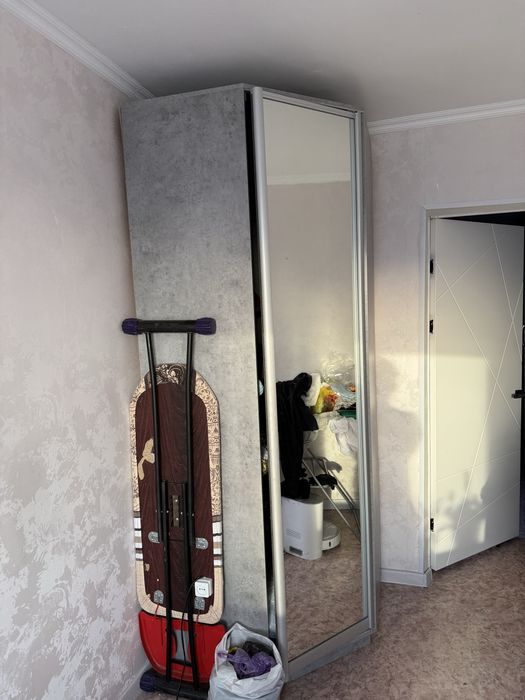 Шкаф хорошис состаяний компактный и мистииельный