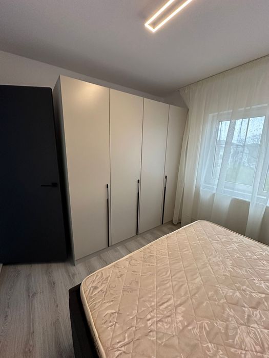 Inchiriez apartament cu 2 camere