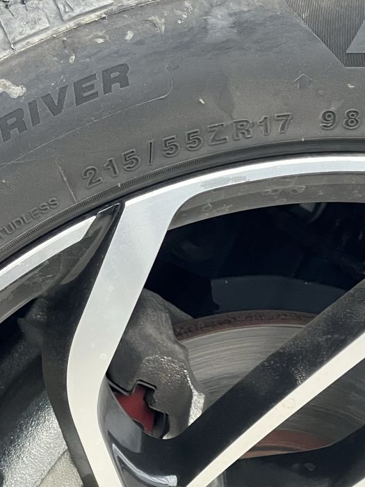 Cobalt ga 215/55/17 Gelik diska balon sotiladi