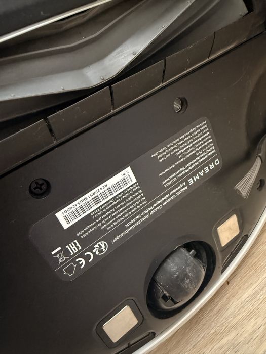 Продаю робот пылесос DREAME D9 Max Gen 2