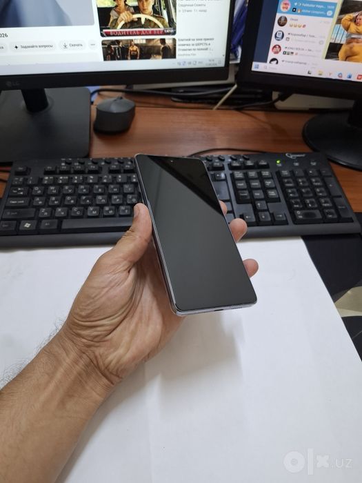 Samsung A73 5G 6/122gb ideal ochilmagan usta kurmagan aybi yuq tozza t