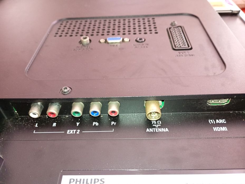 Телевизор Марка PHILIPS 43 инча Смарт