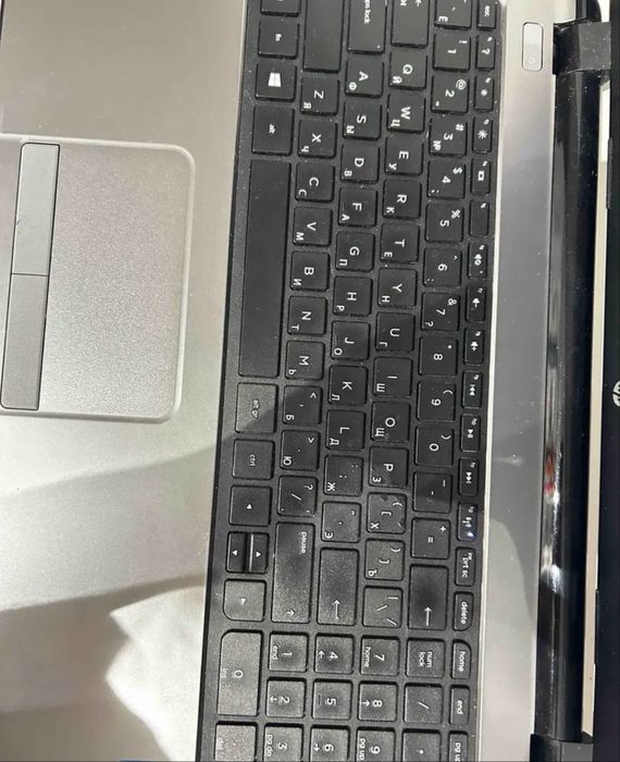 HP ноутбук срочно!