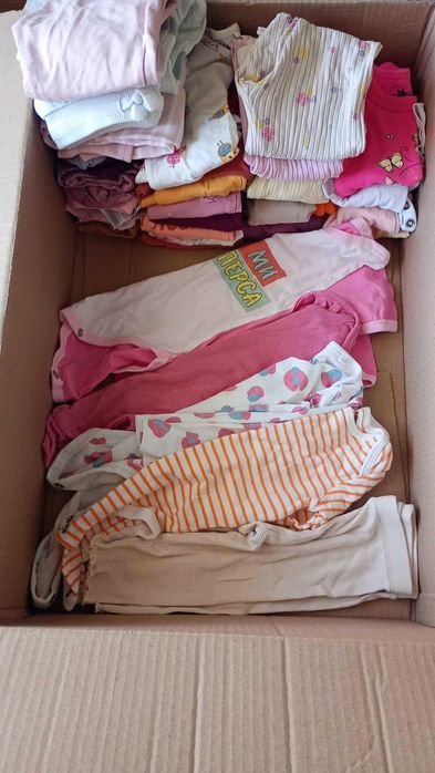 Лот дрехи за момиченце с номерация от 56 до 86