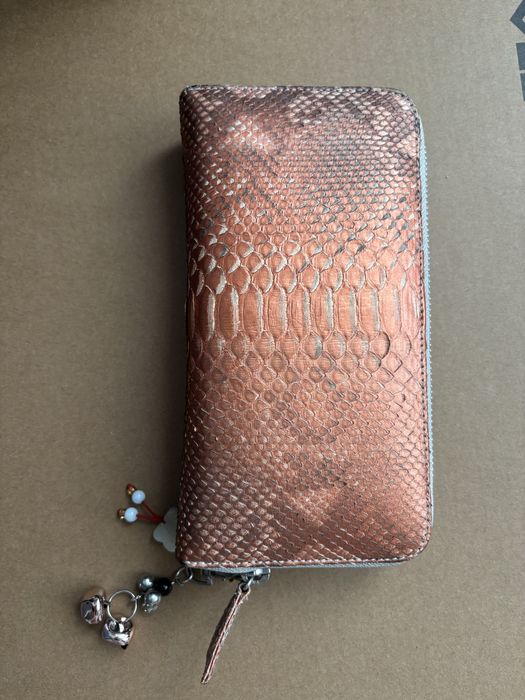 Portofel din piele de șarpe