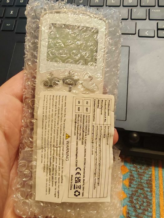 Комплект 2 броя дистанционни за климатик – оригинално и универсално