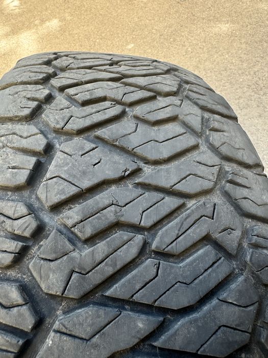 Шины Maxxis Razr AT