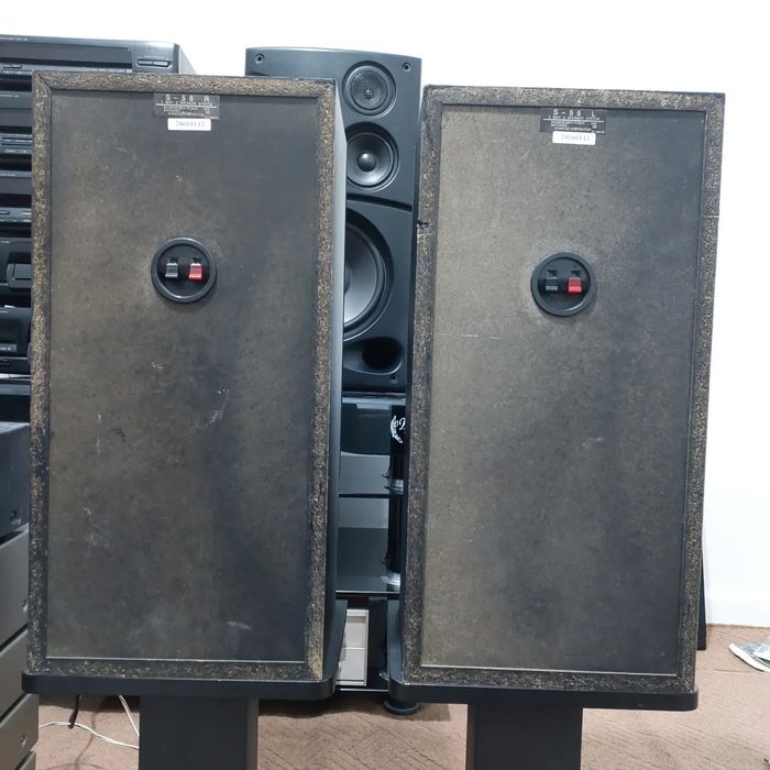 В продаже Kenwood S-58L