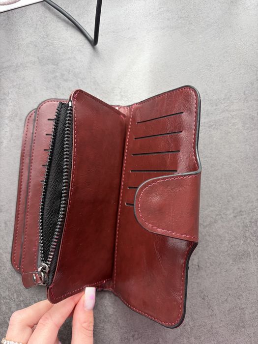 Дамско портмоне