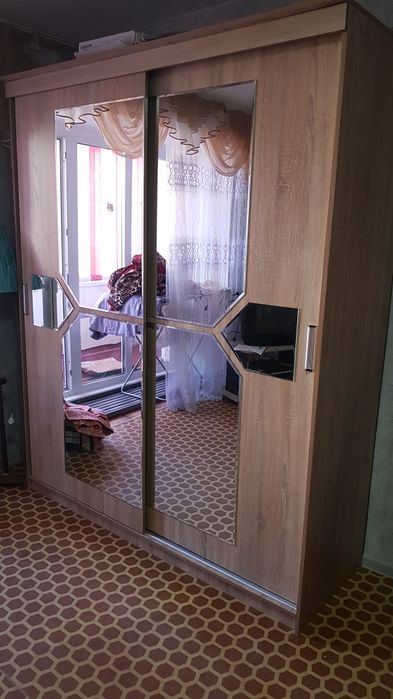 Мебель шифоньер в новом состоянии