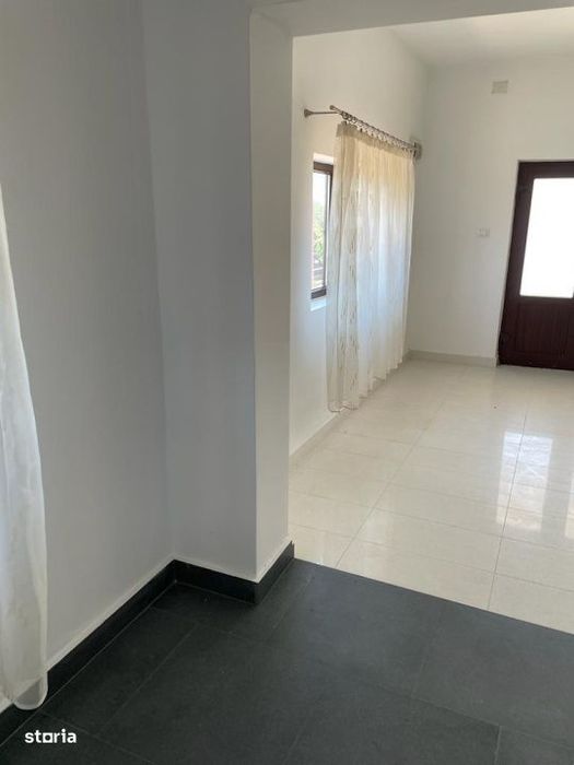 Casa spatioasa 184 mp de vanzare – Sadova, Dolj