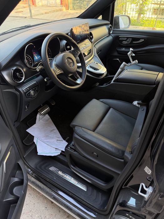 Mersedenz benz v 250 sotiladi