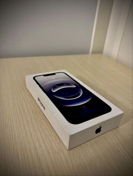 Vand iPhone 16e, 128GB, Black, Sigilat.