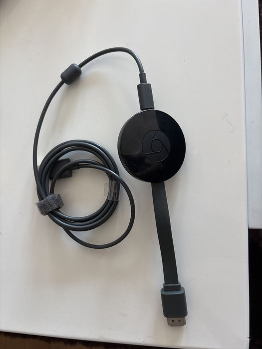 Хромкаст мултимедия със зарядно оригинално