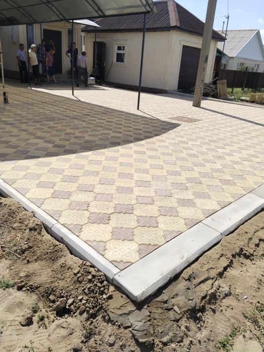 Укладка брусчатка ,бордюры