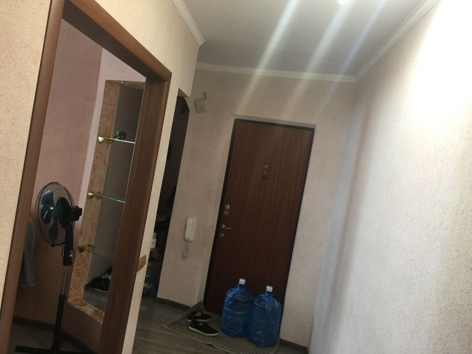 Продам квартиру 3-х квартиру