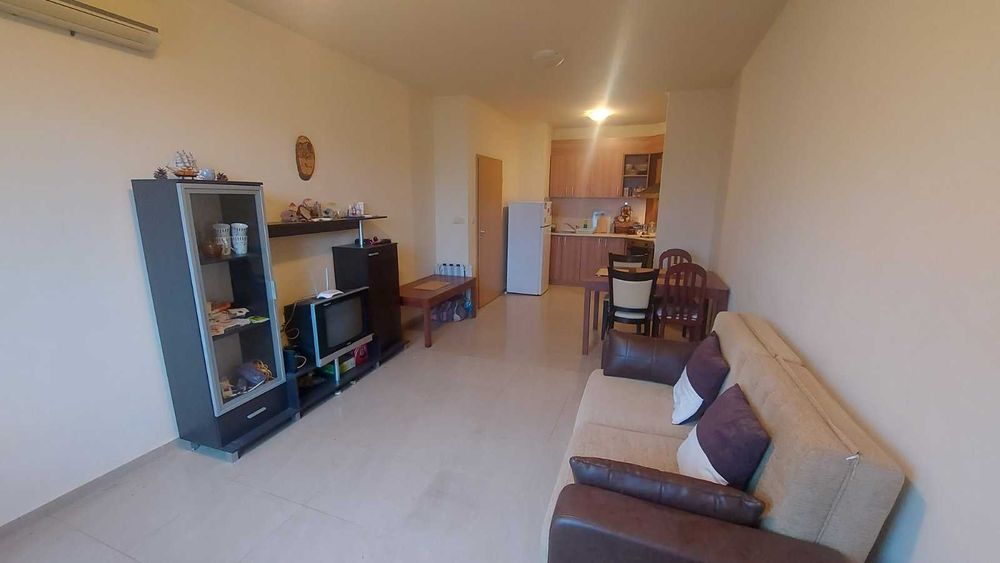 Продава се Двустаен апартамент в к.к. Слънчев бряг - 63 кв.м за 559 €/кв.м - Снимка #1