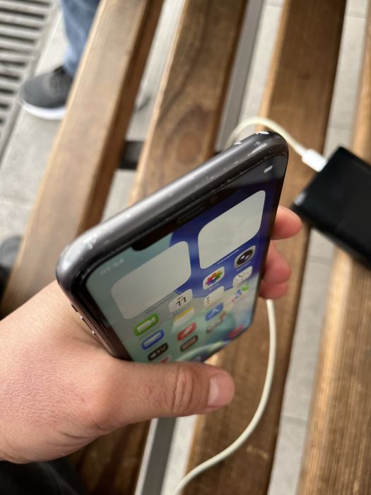 Iphone 11 64 GB черный